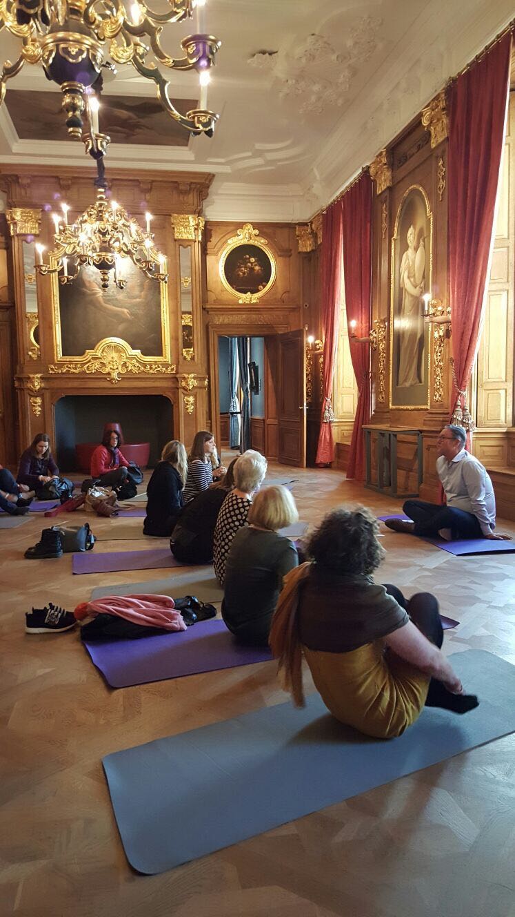 Mediteren in de Gouden Zaal van het Mauritshuis